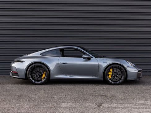 Certified 2025 Porsche 911 Carrera 4 GTS image 8