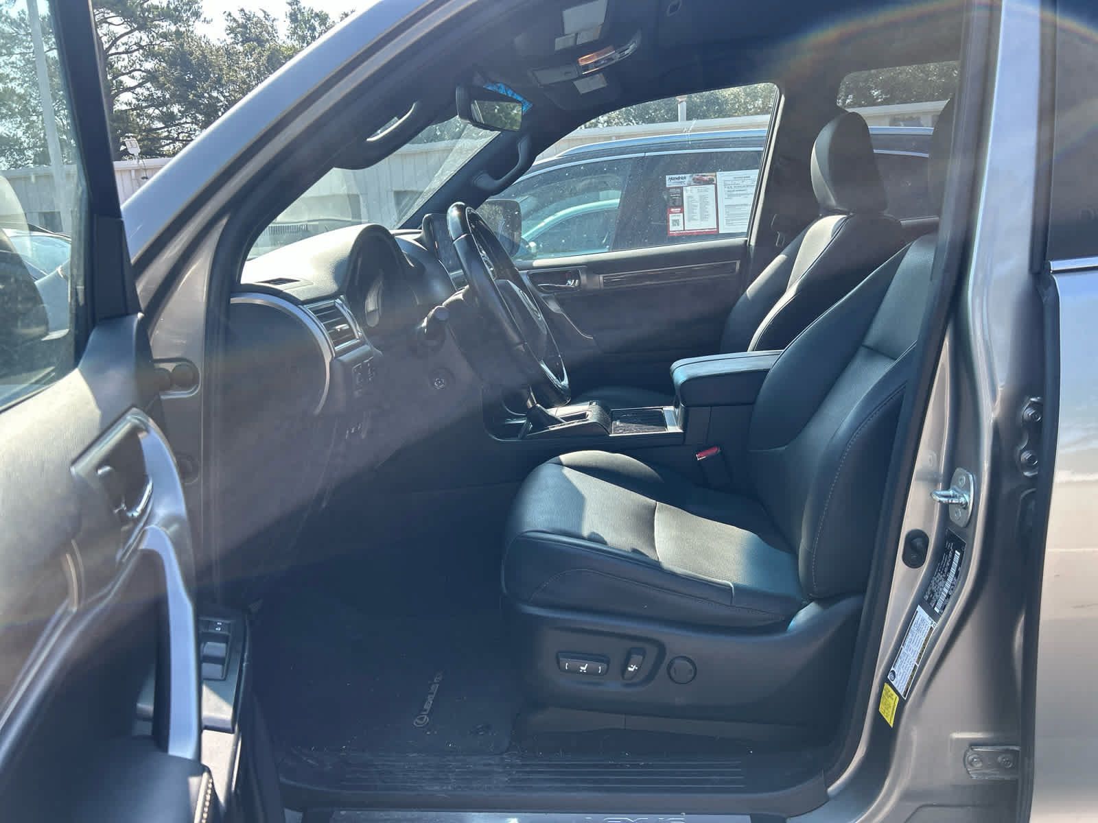 Used 2022 Lexus GX 460 Premium w/ Premium Plus Package AWD/4WD image 8