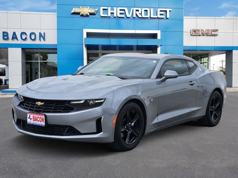 Used 2023 Chevrolet Camaro LT RWD image 1
