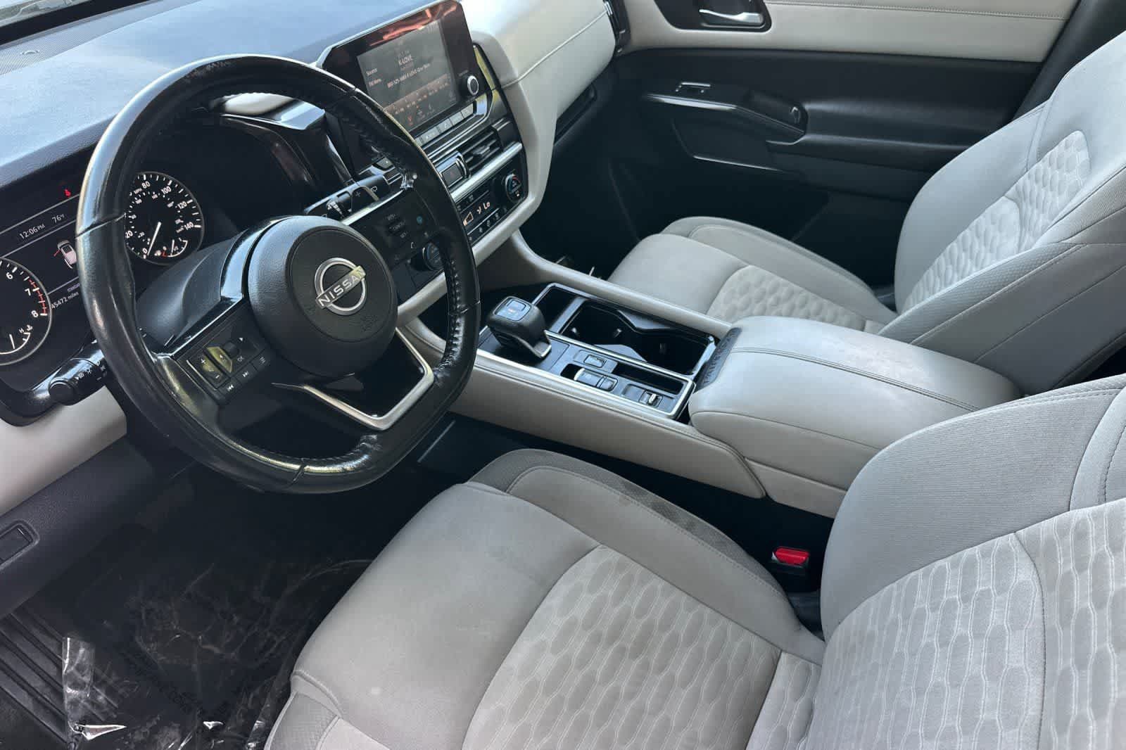 Certified 2022 Nissan Pathfinder SV FWD image 12