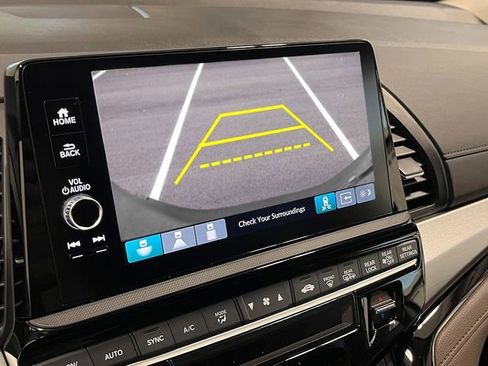 New 2026 Honda Odyssey Touring image 21