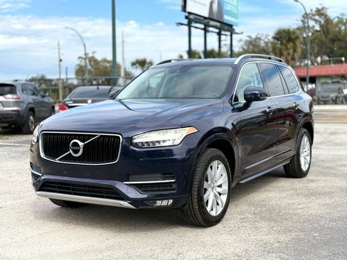 Used 2016 Volvo XC90 T6 Momentum image 1