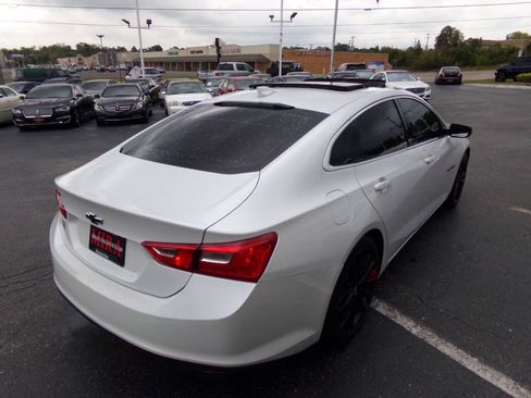 Used 2018 Chevrolet Malibu LT w/ Redline Edition FWD image 48