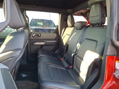 Used 2022 Ford Bronco Badlands image 23