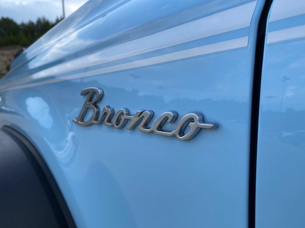 Used 2024 Ford Bronco Heritage Edition AWD/4WD image 43