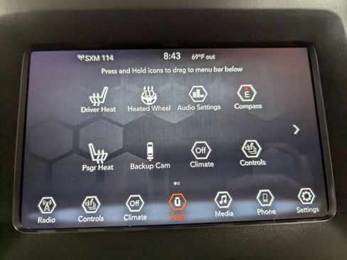Used 2020 Jeep Cherokee Latitude Plus w/ Cold Weather Group AWD/4WD image 23