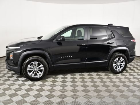Used 2025 Chevrolet Equinox LT AWD/4WD image 9