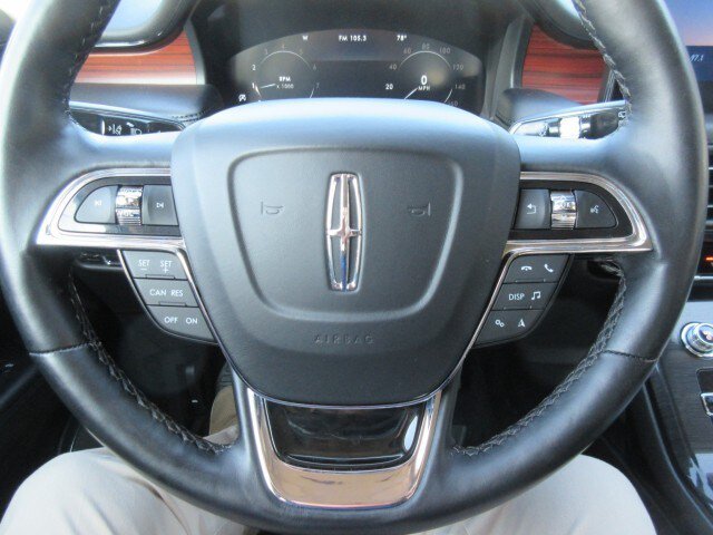 Used 2023 Lincoln Nautilus Reserve w/ Monochromatic Package AWD/4WD image 31