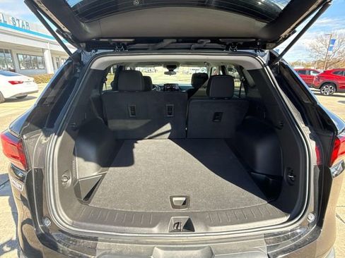 Used 2023 Chevrolet Blazer LT w/ Driver Confidence Package FWD image 10