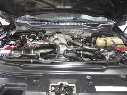 Used 2022 Ford F450 XLT image 10