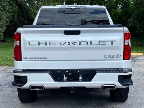 Used 2024 Chevrolet Silverado 1500 High Country AWD/4WD image 8