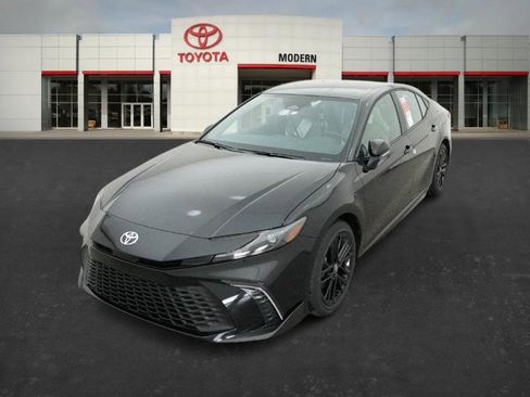 New 2026 Toyota Camry SE image 5