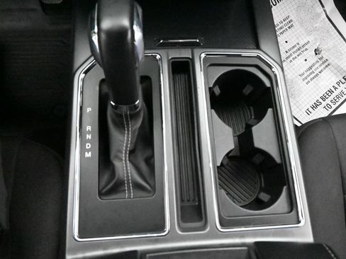 Used 2019 Ford F150 XLT w/ Equipment Group 302A Luxury AWD/4WD image 18