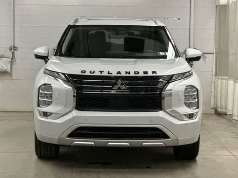 Used 2024 Mitsubishi Outlander SEL AWD/4WD image 33