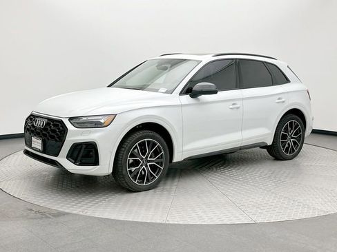 Used 2021 Audi SQ5 Prestige image 1