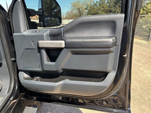 Used 2022 Ford F450 Platinum w/ FX4 Off-Road Package AWD/4WD image 49