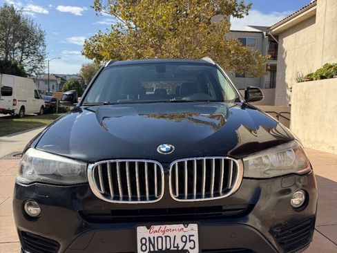 Used 2017 BMW X3 xDrive28i AWD/4WD image 2
