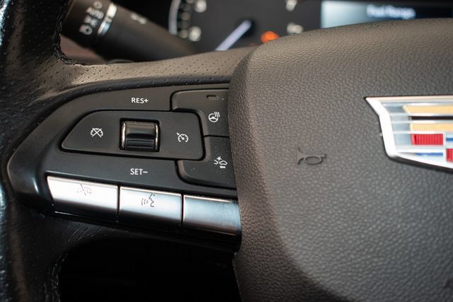 Used 2020 Cadillac XT4 Sport AWD/4WD image 23