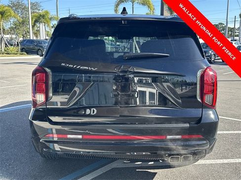 Used 2025 Hyundai Palisade Calligraphy image 7