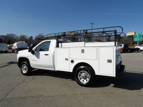Used 2021 Chevrolet Silverado 2500 W/T image 4