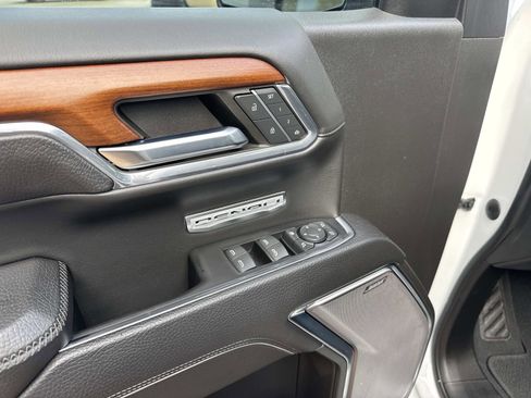 Used 2023 GMC Sierra 1500 Denali w/ Denali Reserve Package image 18