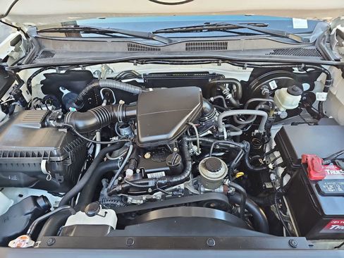 Used 2019 Toyota Tacoma SR5 RWD image 13