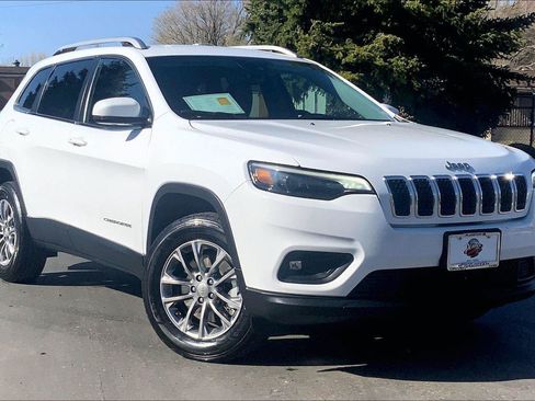 Certified 2021 Jeep Cherokee Latitude Plus AWD/4WD image 34