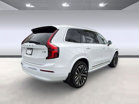 New 2026 Volvo XC90 B5 Plus w/ Protection Package image 9
