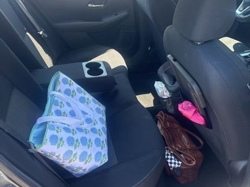 Used 2020 Nissan Sentra SV image 21