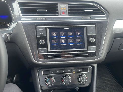 Certified 2022 Volkswagen Tiguan S AWD/4WD image 8
