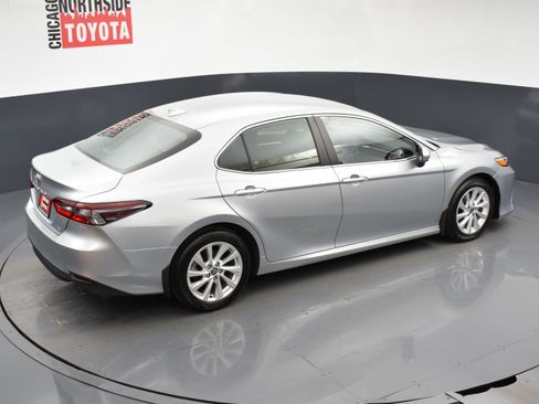 Used 2023 Toyota Camry LE image 19