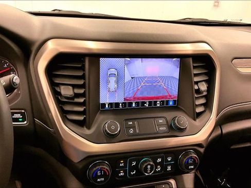 Used 2022 GMC Acadia Denali w/ Denali Ultimate Package AWD/4WD image 31