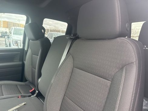New 2026 GMC Sierra 1500 SLE w/ Preferred Package image 14