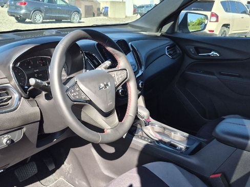 Used 2024 Chevrolet Equinox RS AWD/4WD image 8