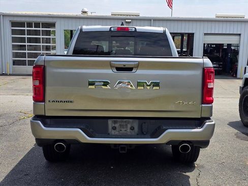 Used 2025 RAM 1500 Laramie w/ Sport Appearance Package AWD/4WD image 9