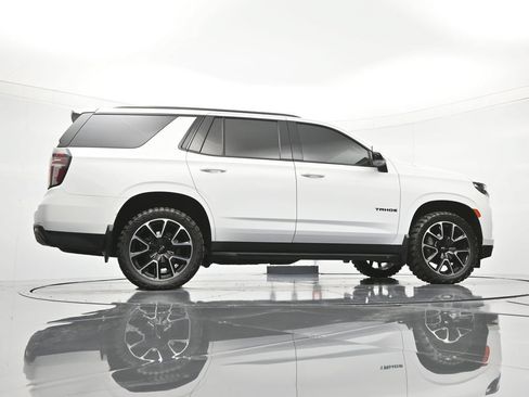 Used 2022 Chevrolet Tahoe RST w/ Luxury Package AWD/4WD image 42