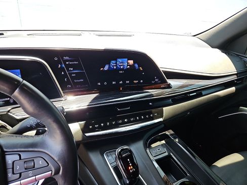 Certified 2023 Cadillac Escalade Sport w/ LPO, ONYX Package AWD/4WD image 18