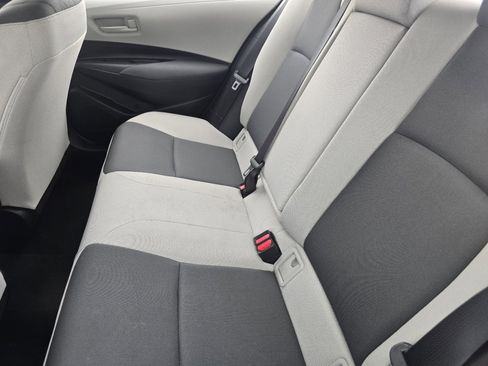 Used 2025 Toyota Corolla LE FWD image 20