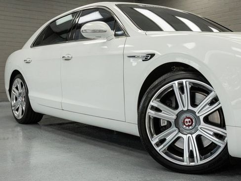 Used 2015 Bentley Flying Spur V8 AWD/4WD image 9