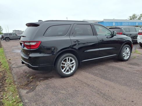 Used 2023 Dodge Durango GT image 3