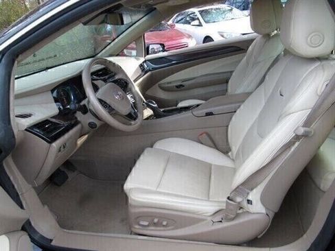 Used 2014 Cadillac ELR w/ Luxury Package image 4
