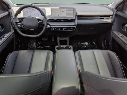 Certified 2024 Hyundai Ioniq 5 Limited AWD/4WD image 11
