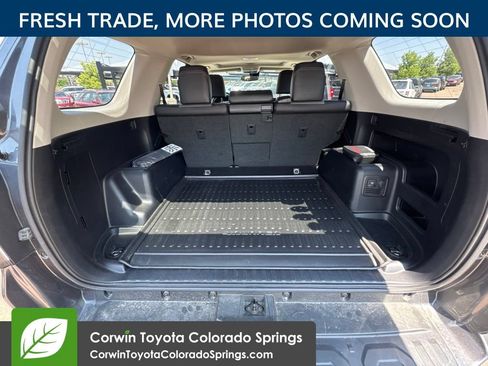 Used 2021 Toyota 4Runner SR5 Premium w/ Moonroof Package AWD/4WD image 10
