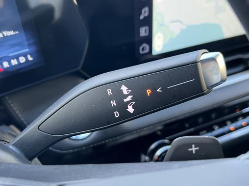 Used 2026 Chevrolet Equinox LT image 31