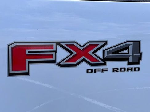 New 2026 Ford F350 4x4 Regular Cab Super Duty image 7