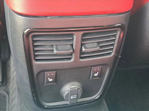 Used 2012 Chrysler 300 SRT8 w/ 19-Premium Speaker Group image 16