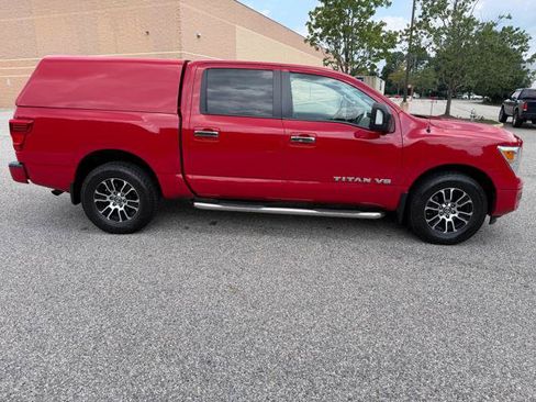 Used 2020 Nissan Titan SV w/ SV Convenience Package AWD/4WD image 42