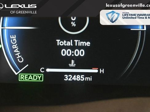 Used 2025 Toyota Camry XLE FWD image 12