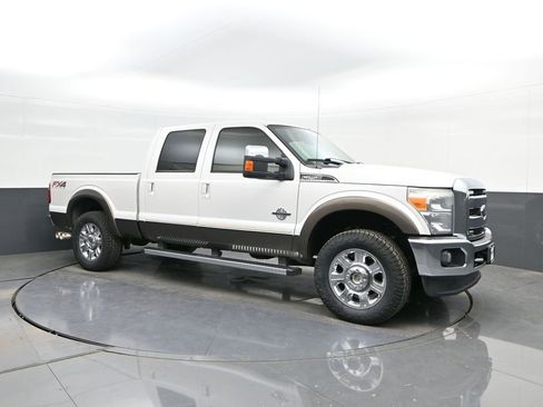 Used 2015 Ford F250 Lariat w/ Lariat Ultimate Package image 17
