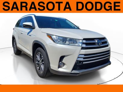 Used 2019 Toyota Highlander XLE